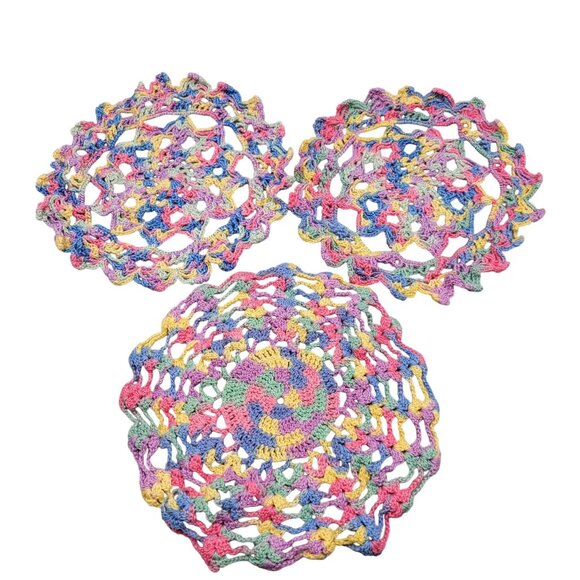 Handmade Vintage Crochet Doilies Pastel Rainbow Cotton Grandma Chic Lot of 3 - Picture 3 of 5